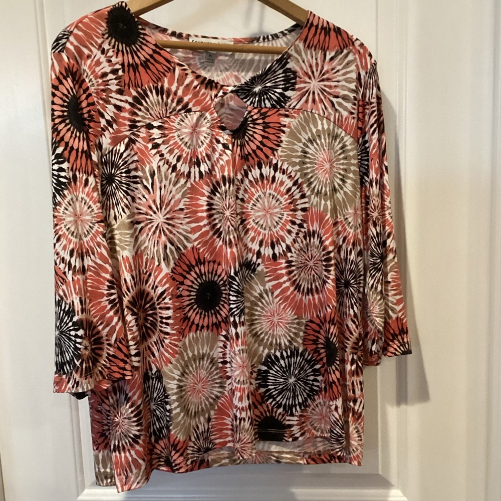 Southern lady petite top
